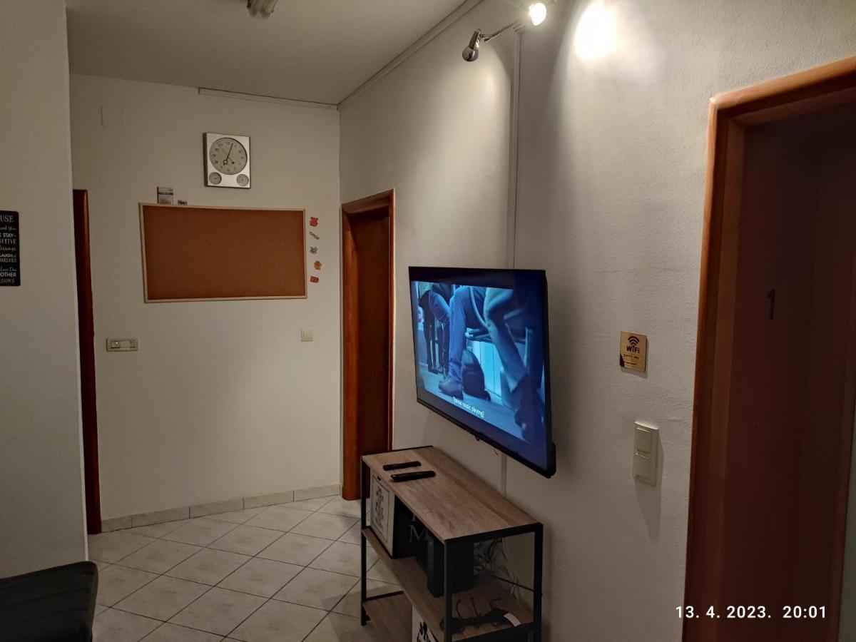 بيت شباب Impact House سبليت المظهر الخارجي الصورة